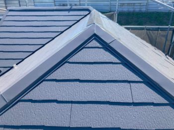 横浜市港南区M様邸サーモアイSi屋根塗装施工後画像