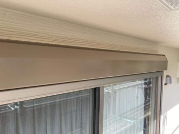 横浜市緑区T様邸シャッターボックス塗装施工後画像