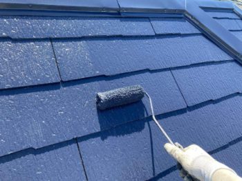 横浜市緑区T様邸スーパーシャネツサーモF屋根塗装上塗り2回目