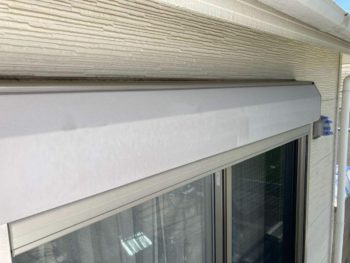 横浜市緑区T様邸シャッターボックス塗装施工前画像