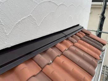 横浜市旭区Y様邸壁際板金塗装施工後画像