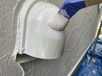 横浜市旭区Y様邸換気フード錆止め塗装