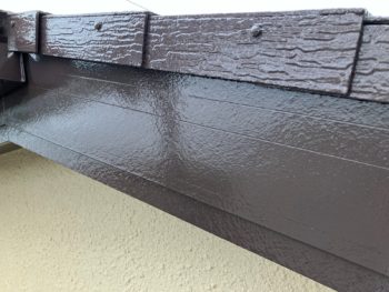 横浜市港南区O様邸破風塗装施工後画像