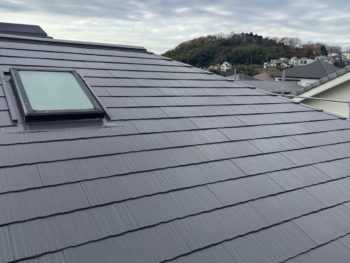 横浜市栄区M様邸サーモアイSi屋根塗装施工後画像