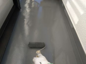 横浜市金沢区Y様邸防水塗装トップコート2回目