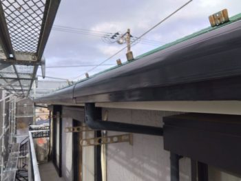 横浜市金沢区Y様邸軒樋塗装施工前画像
