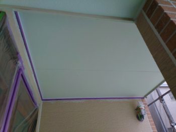 横浜市金沢区N様邸軒天塗装施工前画像