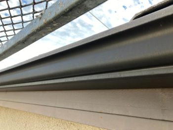 横浜市港南区O様邸軒樋塗装施工前画像