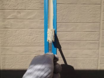 横浜市栄区M様邸シーリング打ち換えなびき作業