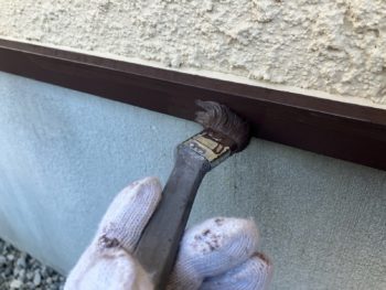 横浜市港南区O様邸水切り塗装上塗り2回目