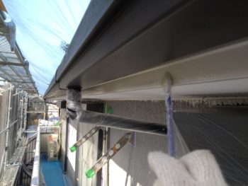 横浜市金沢区Y様邸破風塗装上塗り1回目