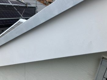 横浜市戸塚区H様邸破風塗装施工前画像