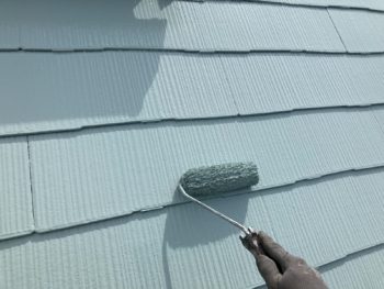 横浜市鶴見区U様邸サーモアイ4F屋根塗装上塗り2回目