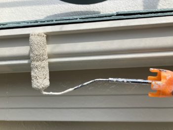 横浜市鶴見区U様邸軒樋塗装上塗り2回目