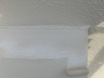 横浜市鶴見区U様邸霧除け庇塗装上塗り2回目