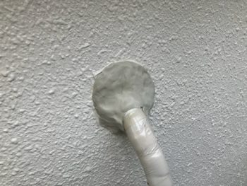 横浜市鶴見区U様邸エアコンパテ交換