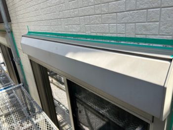 横浜市保土ヶ谷区H様邸シャッターボックス塗装施工前画像