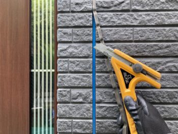 鎌倉市Y様邸シーリング撤去作業