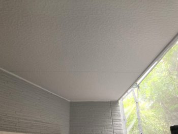 鎌倉市Y様邸軒天塗装施工後画像