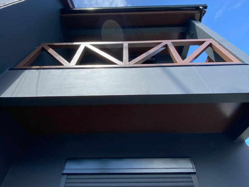 横浜市栄区I様邸パーフェクトトゥルーマット外壁塗装施工後画像