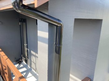 横浜市栄区I様邸竪樋塗装施工後画像