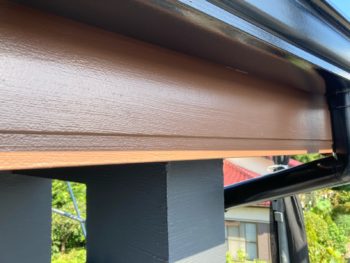 横浜市栄区I様邸破風塗装施工後画像