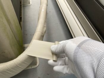 横浜市戸塚区I様邸エアコン配管テープ巻き戻し