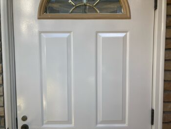 横浜市港南区A様邸玄関ドア・枠塗装施工後画像