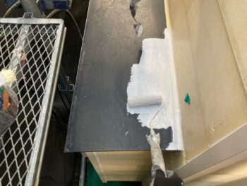 横浜市港南区A様邸霧除け庇錆止め塗装