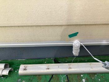 横浜市港南区A様邸水切り塗装上塗り2回目