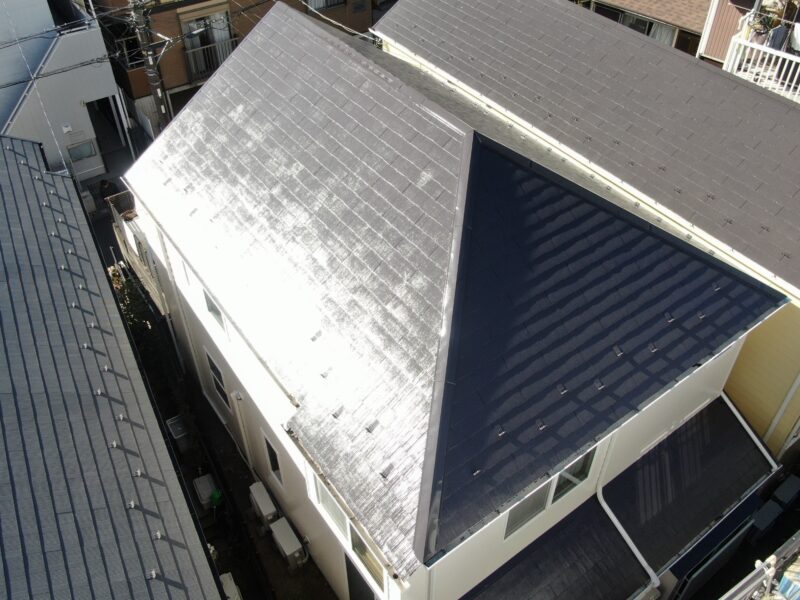 横浜市港南区N様邸ファインパーフェクトセラミックベスト屋根塗装遮熱施工後画像