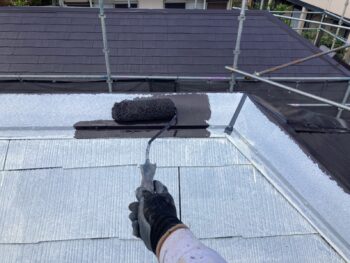 横浜市港南区N様邸棟板金塗装上塗り1回目