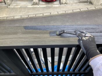 横浜市港南区A様邸ウッドデッキ塗装上塗り1回目