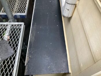 横浜市港南区A様邸霧除け庇塗装施工前画像