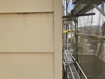 横浜市港南区A様邸コーナー板金塗装施工前画像