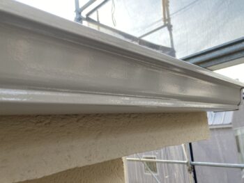 鎌倉市N様邸軒樋塗装施工後画像