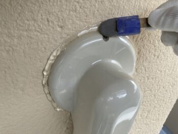 鎌倉市N様邸エアコンスリムダクト根元シール