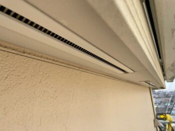 横浜市鶴見区K様邸軒天換気口塗装施工前