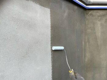 横浜市鶴見区K様邸基礎塗装下塗り