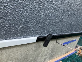 横浜市南区S様邸水切り塗装上塗り2回目