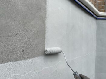 横浜市鶴見区K様邸基礎塗装上塗り1回目