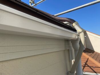 横浜市鶴見区K様邸軒樋塗装施工後