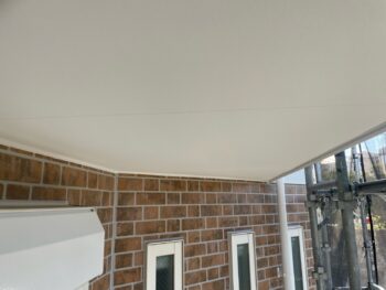 横浜市鶴見区K様邸軒天塗装施工後