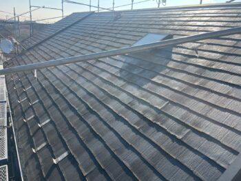 横浜市南区S様邸スーパーガルテクト屋根カバー工法施工前