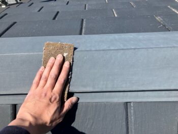 横浜市神奈川区S様邸棟板金塗装前ケレン