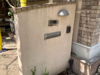 横浜市戸塚区S様邸塀塗装施工前