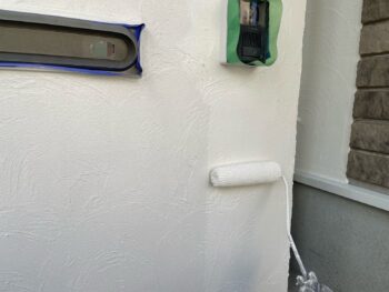 横浜市戸塚区S様邸塀塗装上塗り2回目