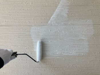 横浜市神奈川区S様邸グランセラトップ1液水性外壁塗装下塗り