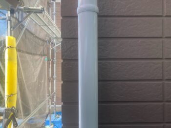 鎌倉市W様邸竪樋塗装施工後