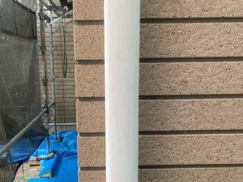 鎌倉市W様邸竪樋塗装施工前